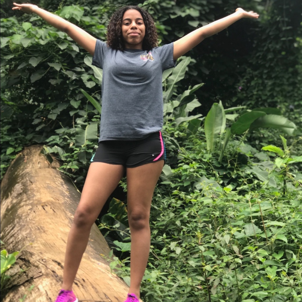 Meet your Posher, Priscilla